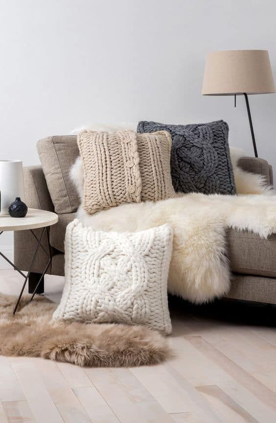 throw pillows - 20 decor ideas to make your apartment look expensive