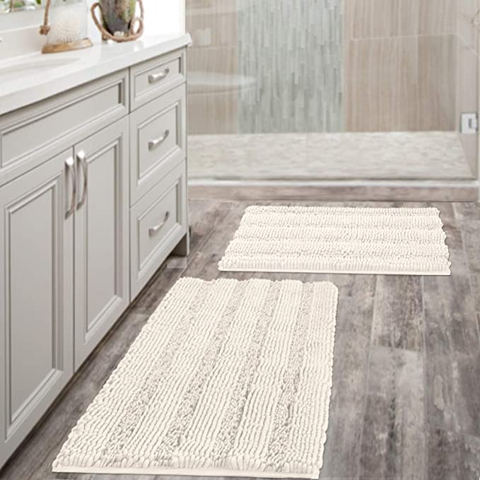 ivory bath mats - the ultimate best first apartment checklist