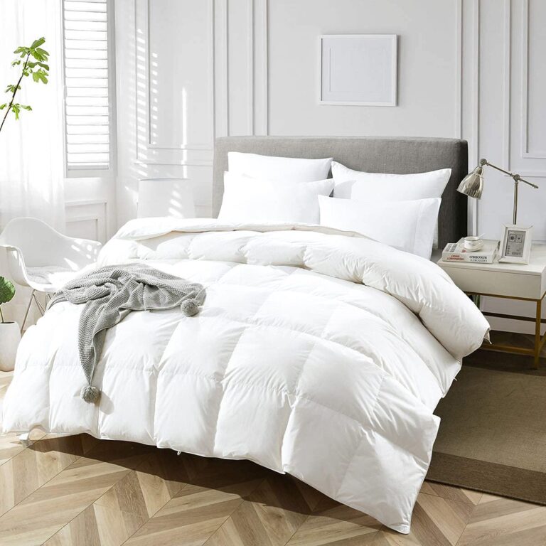 white comforter - the ultimate best first apartment checklist