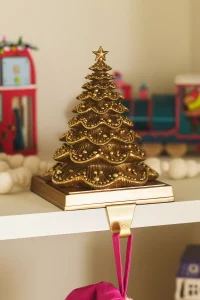 The New "Old Money": How to Get the Ralph Lauren Christmas Home Aesthetic